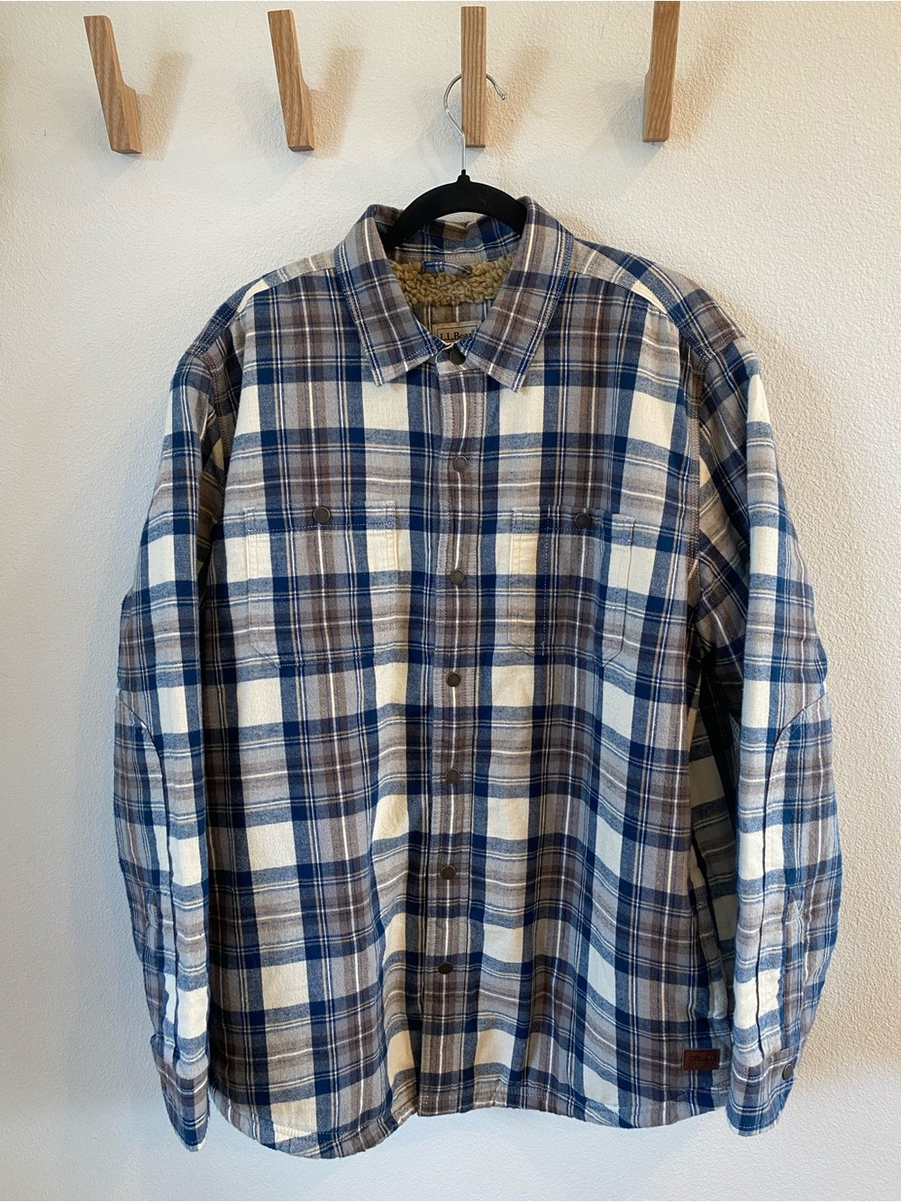 LL Bean Sherpa Lined Flannel Large NWT